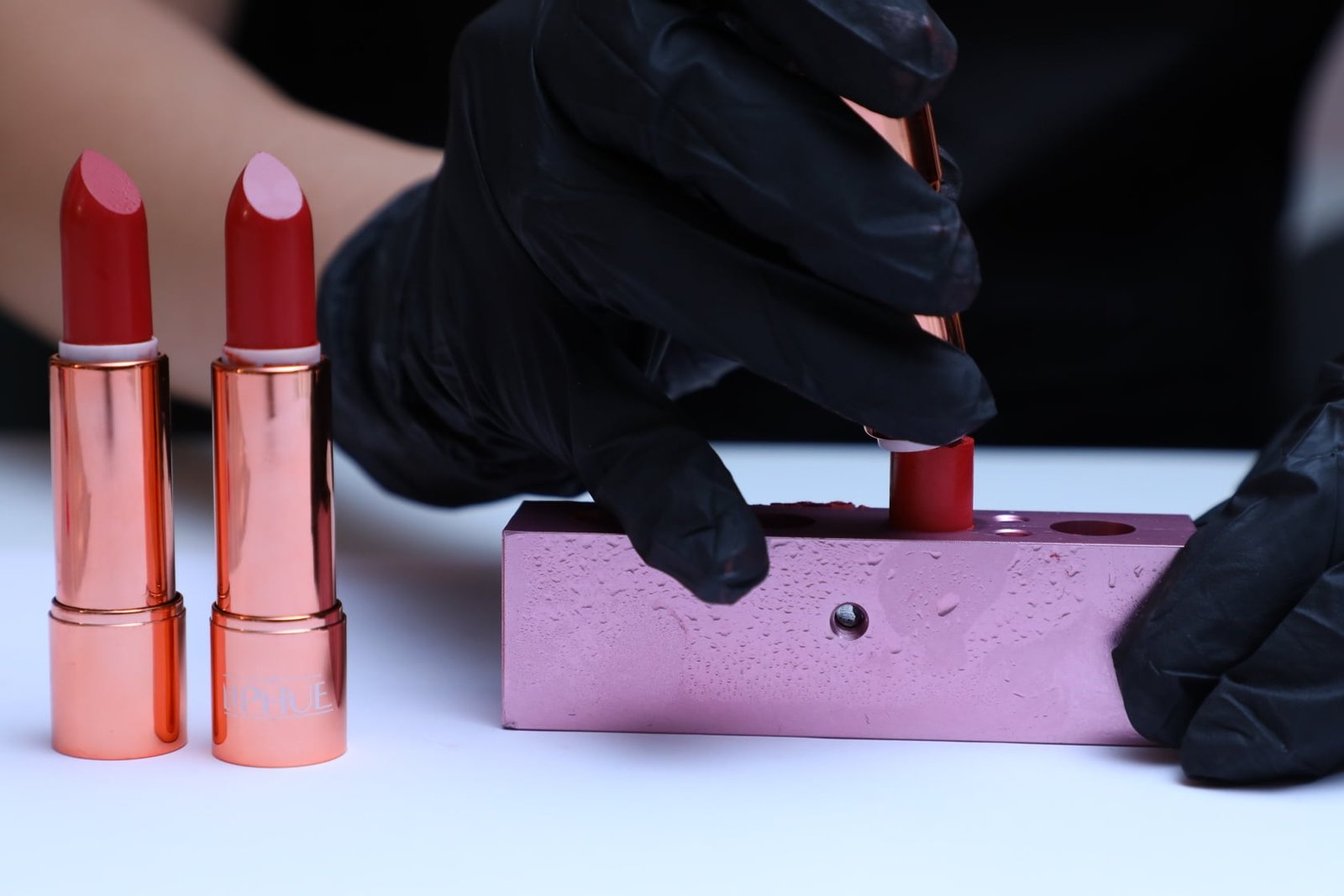 LipHue launches India’s first AR Enabled E-Commerce Platform for Custom Lipsticks