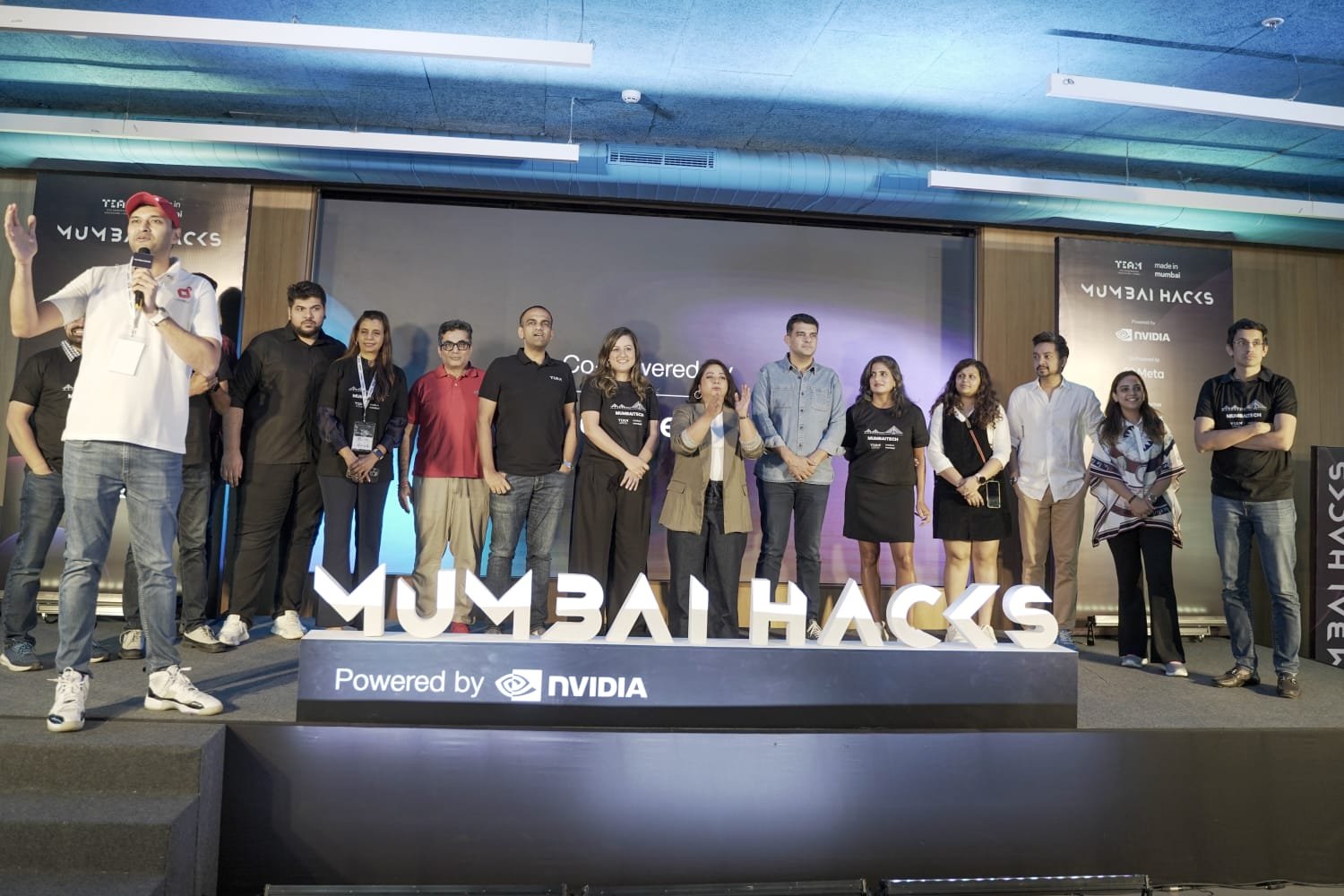 Mumbai Sets Historic Guinness World Record™ for World's Largest Generative AI Hackathon, Overtakes London