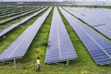 ACME Solar Plans ₹17,000 Cr Capex by 2026 for Renewable Energy Expansion