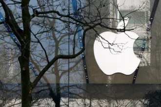 Apple to Launch Foldable iPhone with iPhone 18 in 2026