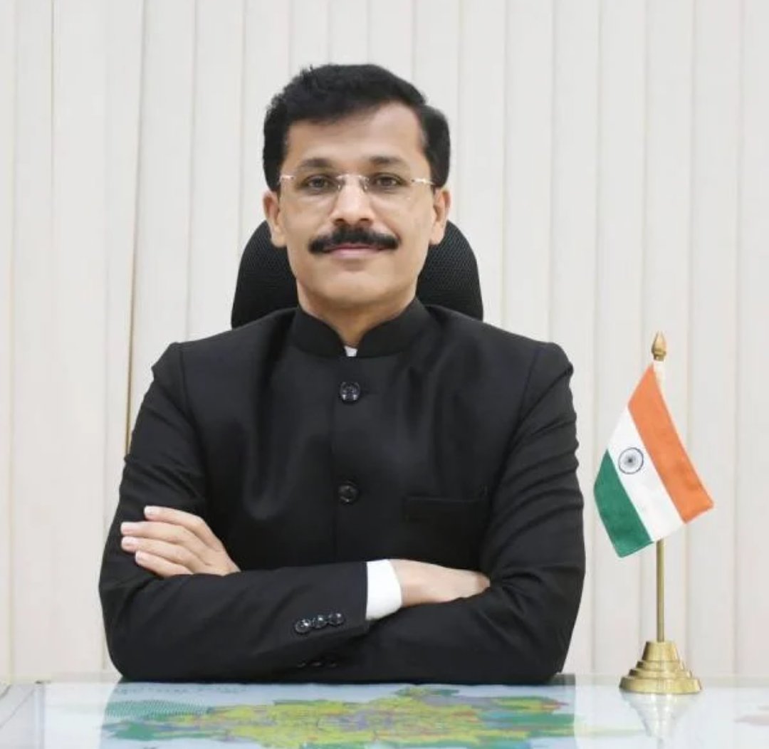 Who is Tukaram Mundhe? The IAS officer taking on Maharashtra's food sector